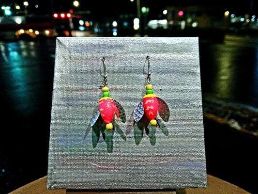 "Electric pink" Spin n Glo style earrings